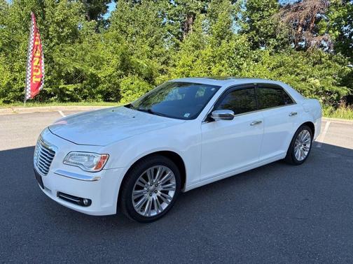 Bright White Clearcoat 2011 Chrysler 300 Limited