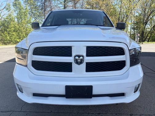 Bright White Clearcoat 2015 RAM 1500 Tradesman/Express
