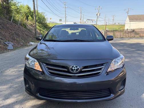 Magnetic Gray Metallic 2013 Toyota Corolla LE