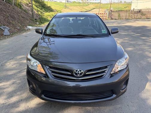 Magnetic Gray Metallic 2013 Toyota Corolla LE