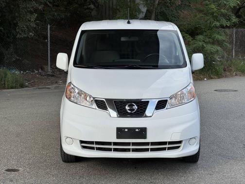 2020 Nissan NV200 SV