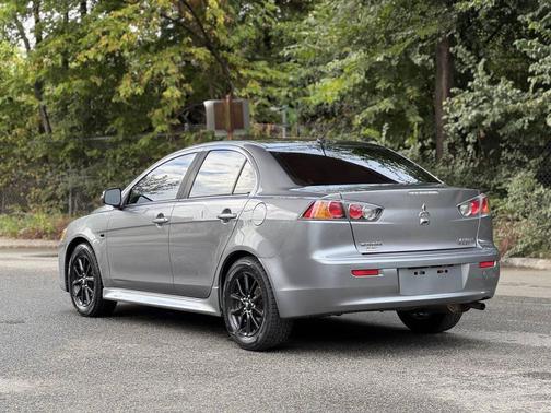2017 Mitsubishi Lancer SE