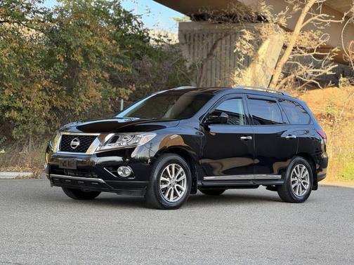 2015 Nissan Pathfinder SL