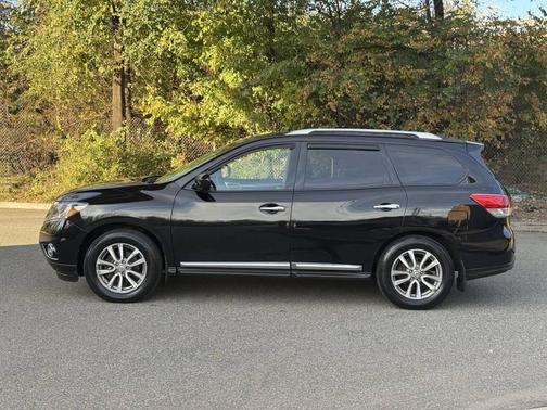 2015 Nissan Pathfinder SL