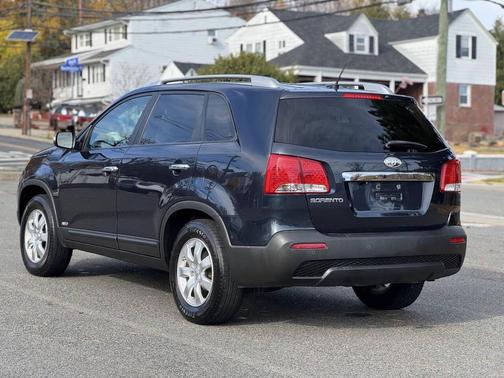 2013 Kia Sorento LX