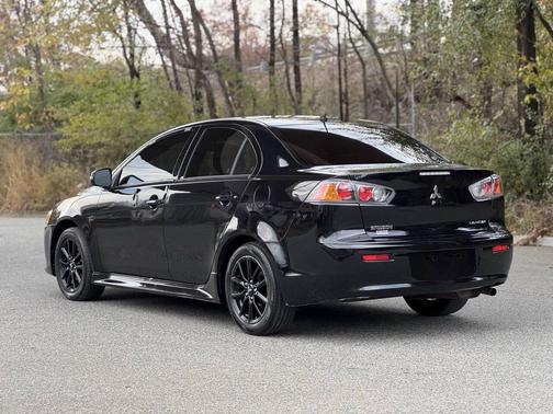 2017 Mitsubishi Lancer SE