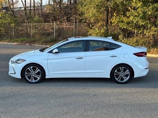 2017 Hyundai ELANTRA Limited