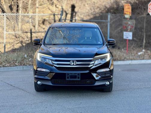 2017 Honda Pilot EX