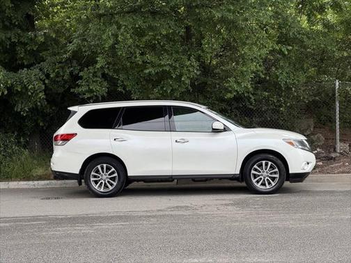 2015 Nissan Pathfinder S