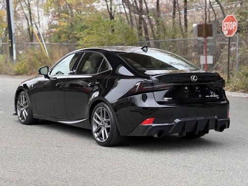 2016 Lexus IS 300 Base