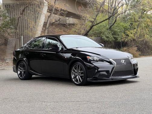 2016 Lexus IS 300 Base