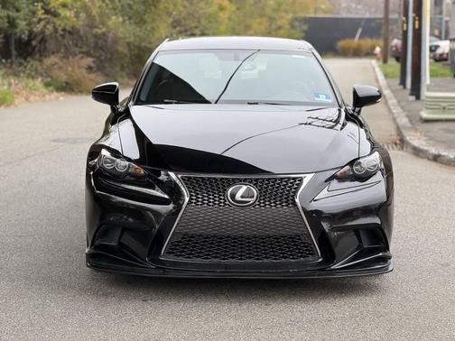 2016 Lexus IS 300 Base
