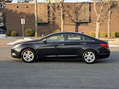 2012 Hyundai SONATA Limited