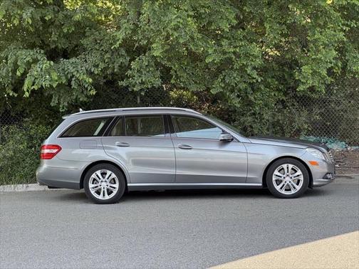 2011 Mercedes-Benz E-Class 4MATIC