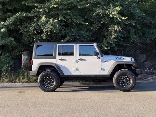 2016 Jeep Wrangler Unlimited Willys Wheeler
