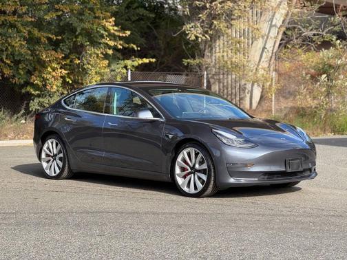 2018 Tesla Model 3 Performance