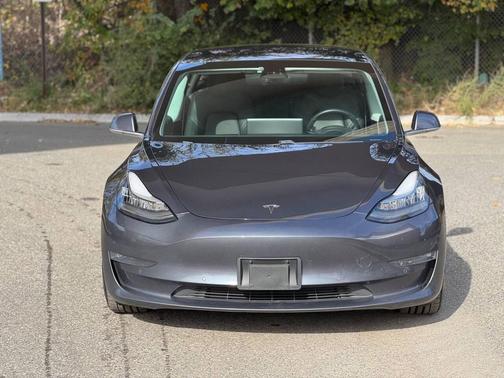 2018 Tesla Model 3 Performance
