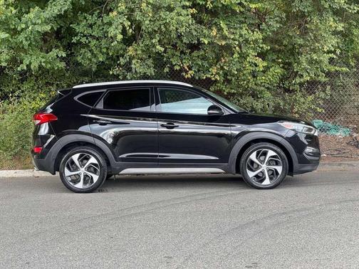 2018 Hyundai TUCSON Sport