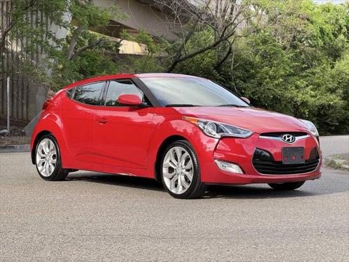2013 Hyundai Veloster Base