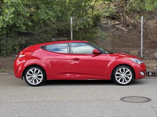 2013 Hyundai Veloster Base