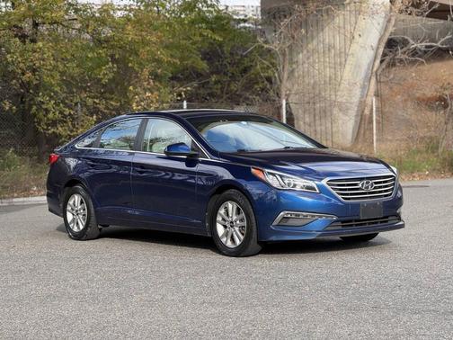 2015 Hyundai SONATA SE