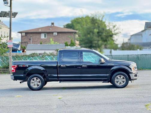 Agate Black Metallic 2019 Ford F-150 XLT