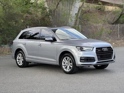2017 Audi Q7 3.0T Premium