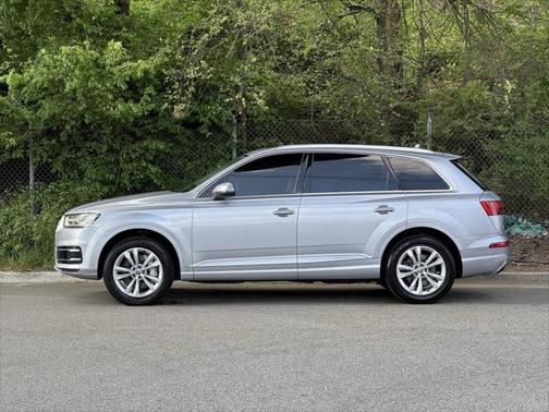 2017 Audi Q7 3.0T Premium