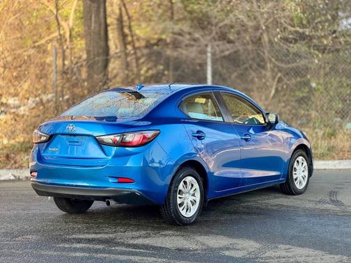 2019 Toyota Yaris Sedan L
