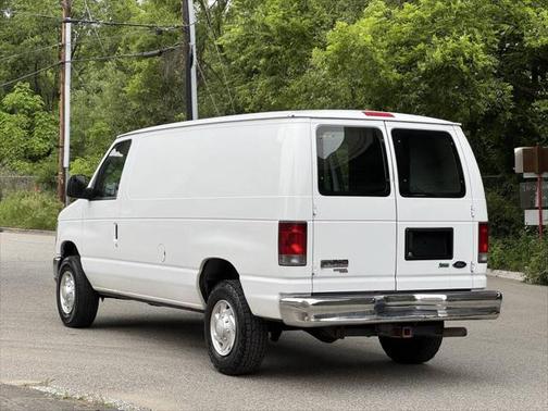 2012 Ford E350 Super Duty Cargo