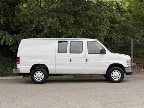 2012 Ford E350 Super Duty Cargo