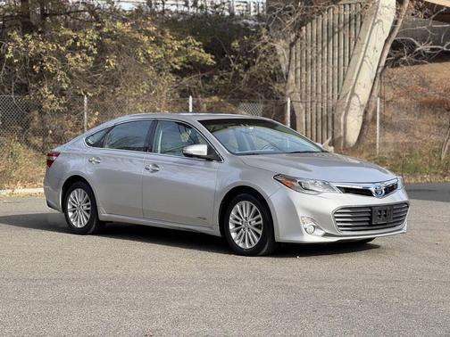 2013 Toyota Avalon Hybrid Limited