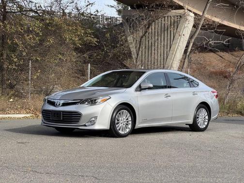 2013 Toyota Avalon Hybrid Limited