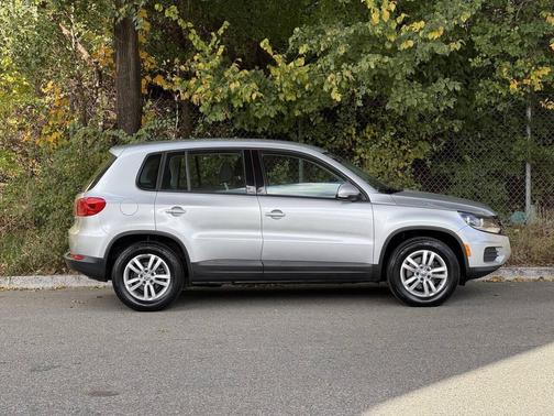 2013 Volkswagen Tiguan S