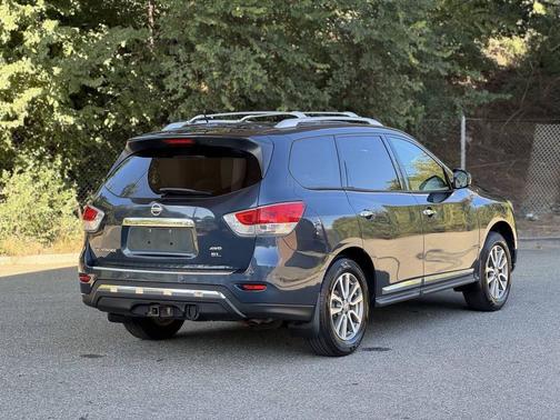 2015 Nissan Pathfinder SL