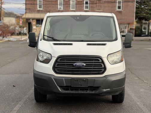 2017 Ford Transit-250 Base