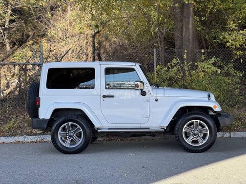 2013 Jeep Wrangler Sahara