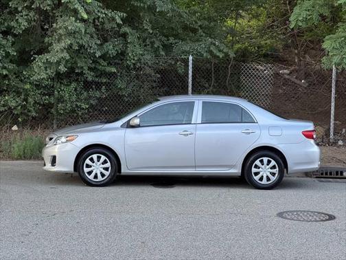 2012 Toyota Corolla LE