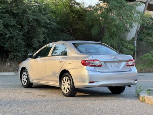 2012 Toyota Corolla LE
