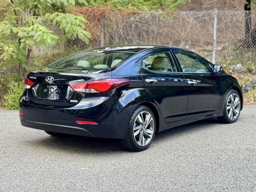 2015 Hyundai ELANTRA Limited