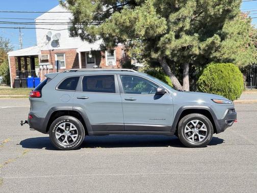 2014 Jeep Cherokee Trailhawk