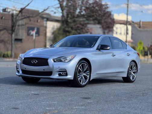 2014 INFINITI Q50 Premium