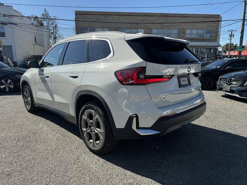 2023 BMW X1 xDrive28i