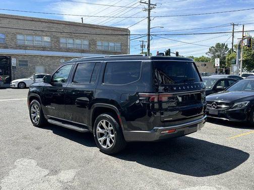2022 Jeep Wagoneer Series II 4x4