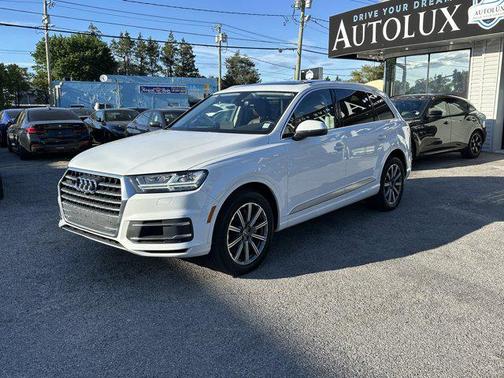 2019 Audi Q7 55 Premium Plus