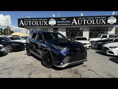 2023 Toyota Highlander XSE