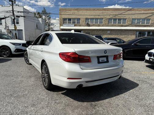 2019 BMW 530 530i