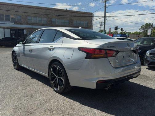 2024 Nissan Altima SR FWD