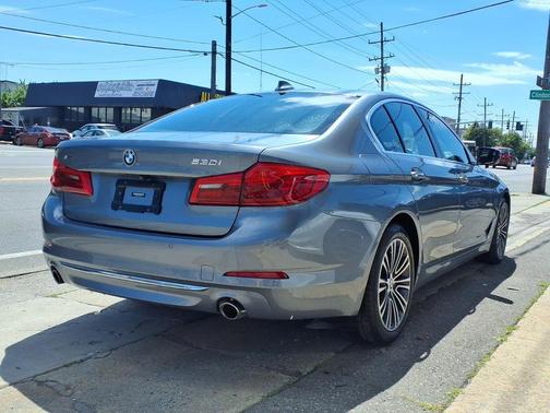 Bluestone Metallic 2018 BMW 530 xDrive