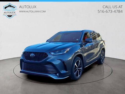 2022 Toyota Highlander XSE
